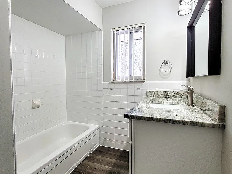 590 E Lewiston Ave — Photo 16