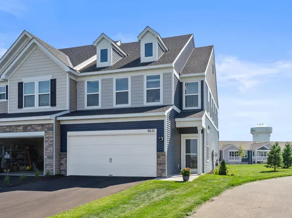 9621 4th Street Ln N, Lake Elmo, MN 55042