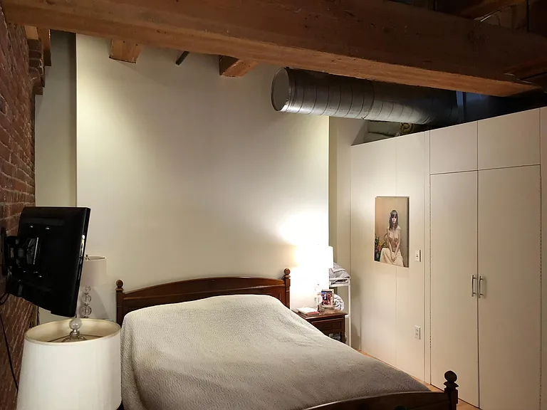 21 Wormwood St #321 — Photo 6