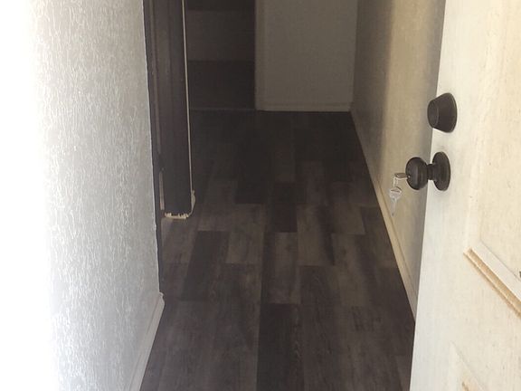 5th image of 540 E Harrisburg