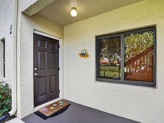 3rd image of 8310 Casa Del Lago #1A