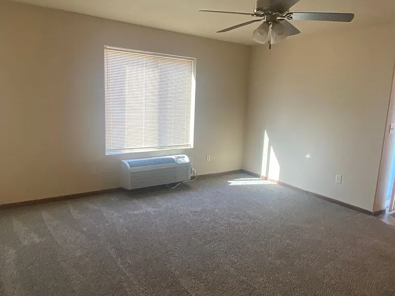 4226 Kateland St — Photo 21