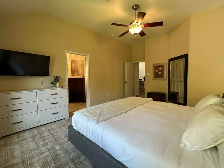 4223 Fall Creek Dr — Photo 26
