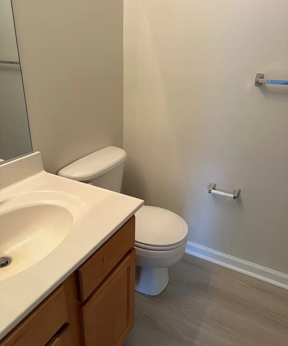 4 bed, 3.5 bath, 2360 sqft, $2,650 — Photo 3