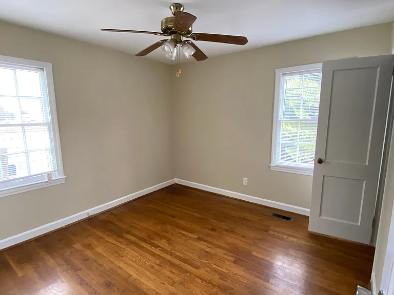 2828 East Cir #B — Photo 9