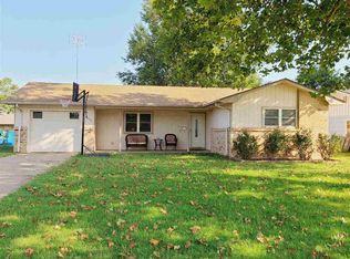 3230 Dwelle Dr, Enid, OK 73701