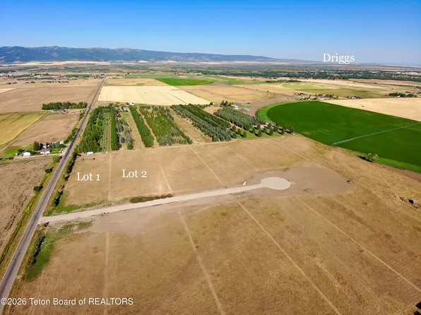 2 Hillside Ln, Driggs, ID 83422