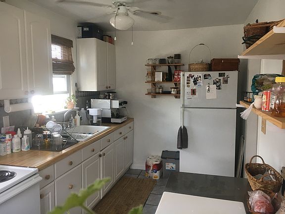 5th image of 61 Indiana Ave Floor 1