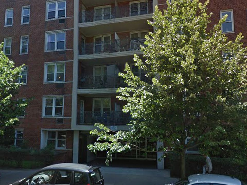 1st image of 144-30 Sanford Ave APT 4L
