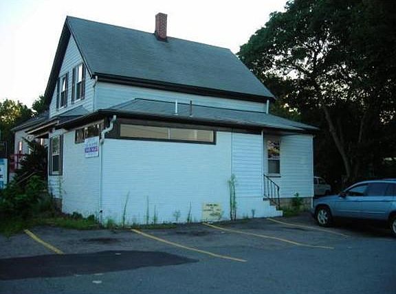 2nd image of 880 S Franklin St