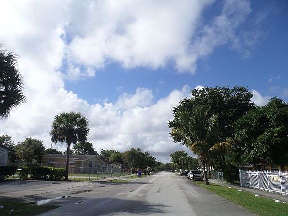 5th image of 2748 NW 13th St