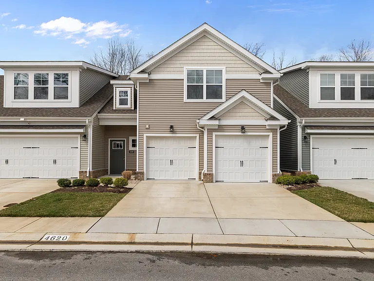4260 Longleaf Pl — Photo 2