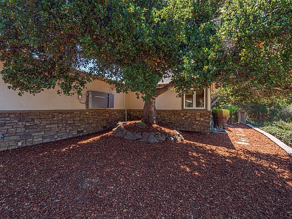 5th image of 1532 Kari Ln