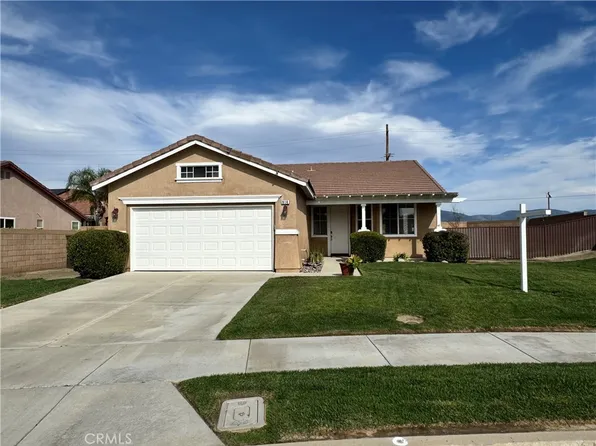 914 Banbury Dr, Hemet, CA 92544