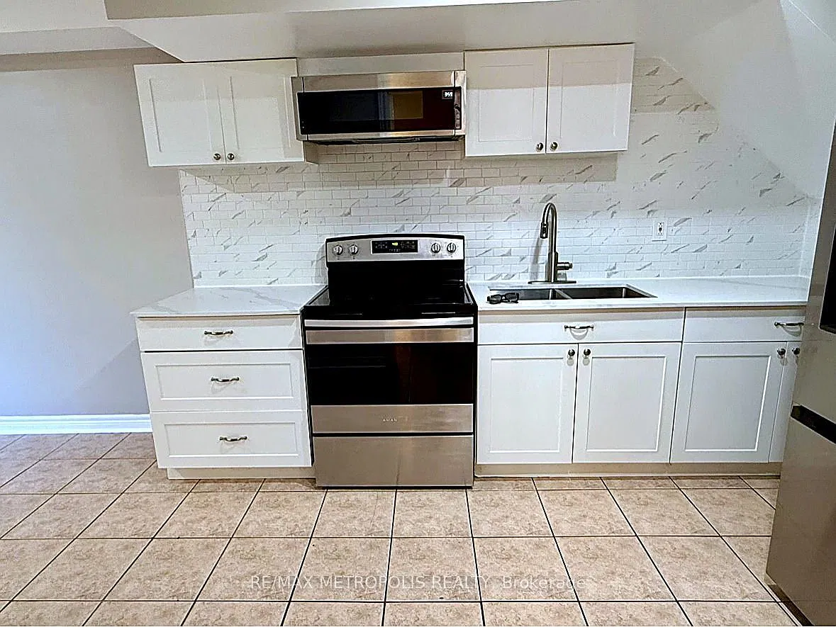 2 bed, $1,600 — Photo 3
