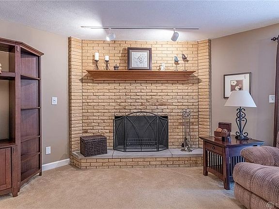 5th image of 5601 King Arthur Dr