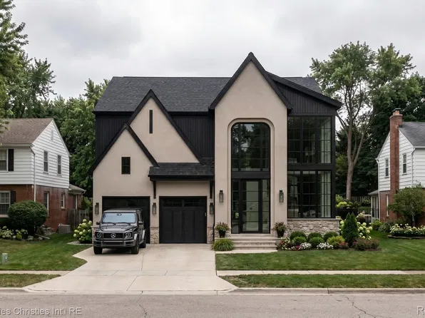 1696 Hazel Ave, Birmingham, MI 48009