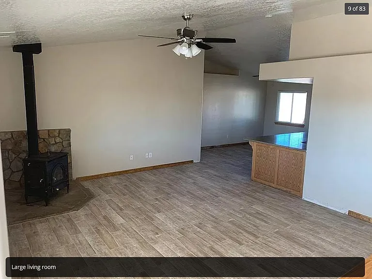 9822 Hawthorne Ave — Photo 11