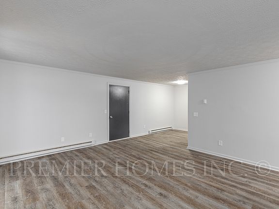 5th image of 835 Constitution Ave APT 4