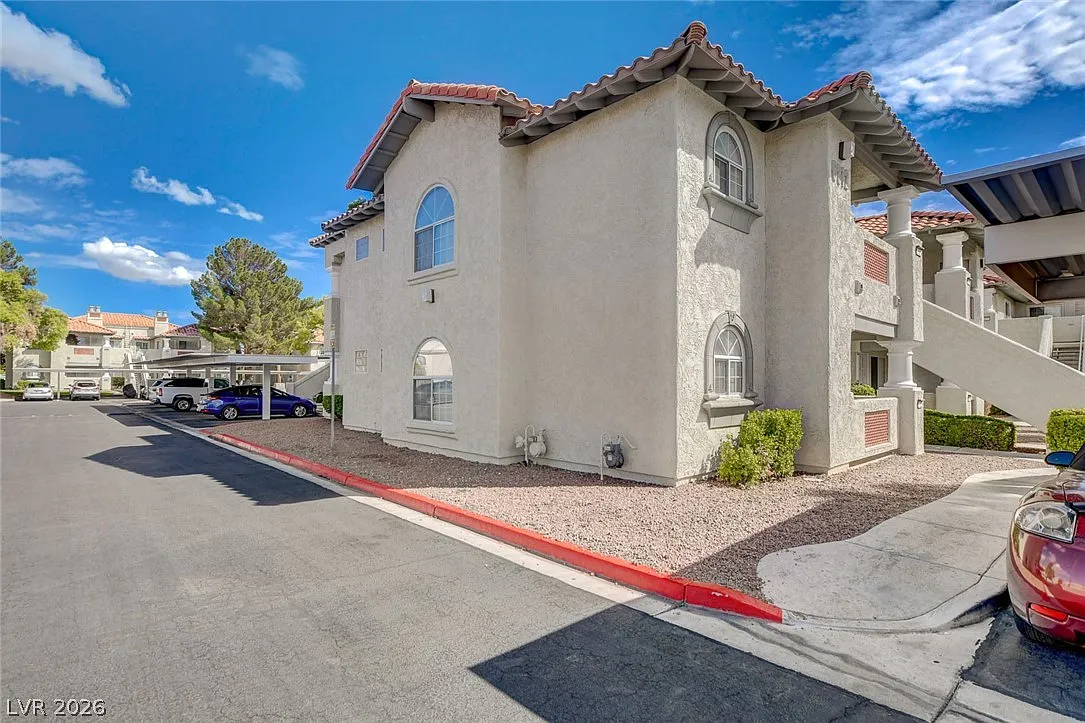 2 bed, 2.0 bath, 1137 sqft, $1,495 — Photo 4