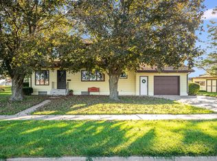 1021 Highland Ave, Fairmont, MN 56031