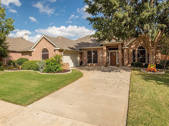 2nd image of 8416 Grand View Dr