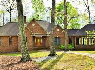 500 Bent Plantation Ln, Madison, NC 27025