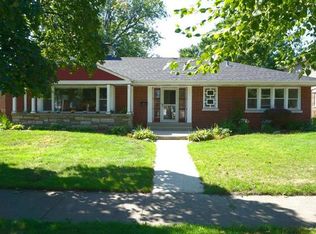 10008 S Saint Louis Ave, Evergreen Park, IL 60805