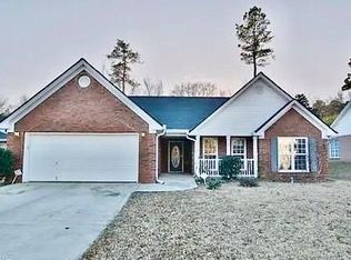 2595 Freemans Walk Dr, Dacula, GA 30019