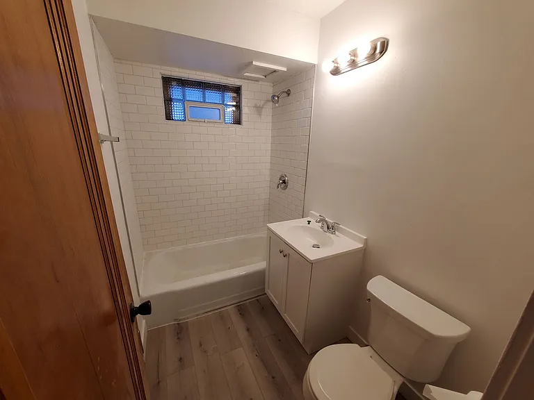 3723-31 W Lapham St — Photo 10