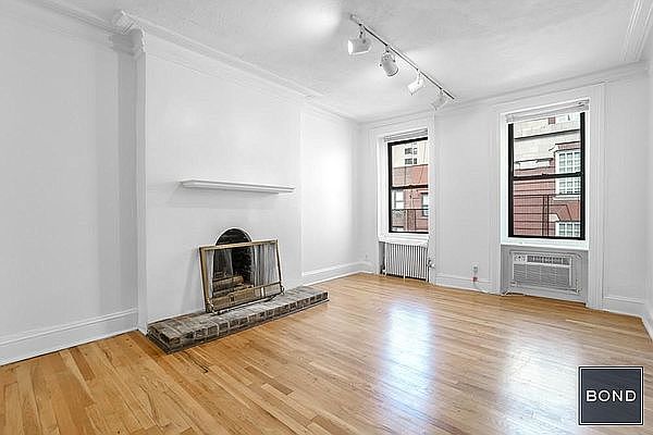 1st image of 412 E 88th St APT 5W
