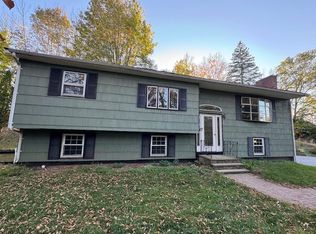 218 Oak St, Sanford, ME 04083