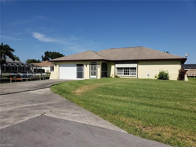 1st image of 1343 SE 20th Ave