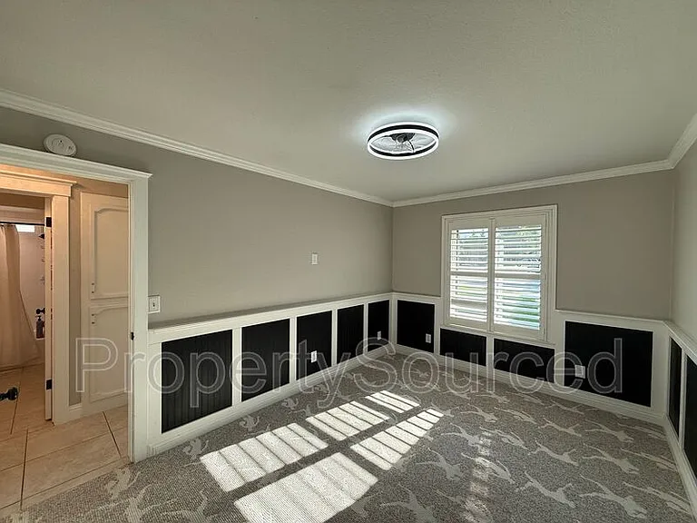 1351 Aksland Dr — Photo 26