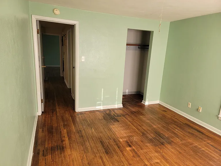 301 Romar Pl — Photo 6