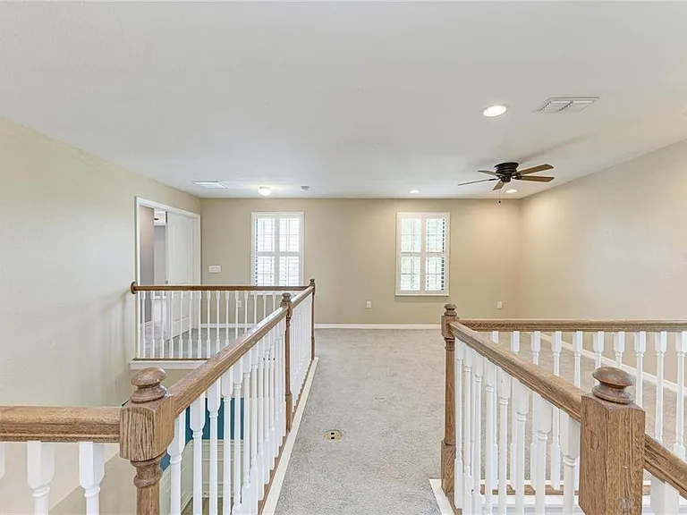 2084 La Palma Ave — Photo 15