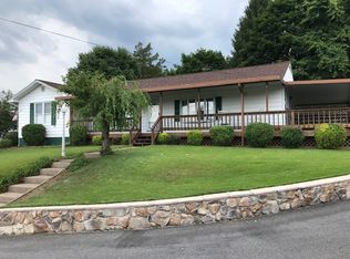 124 Pin Oak Ln, Mount Union, PA 17066