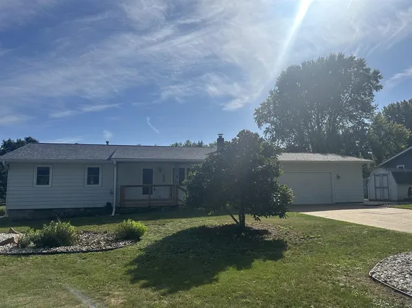 3025 Glenhaven Place, Eau Claire, WI 54703