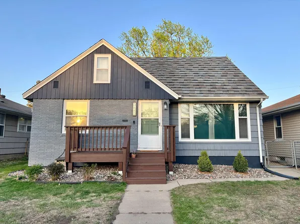 5645 Standish Ave, Minneapolis, MN 55417