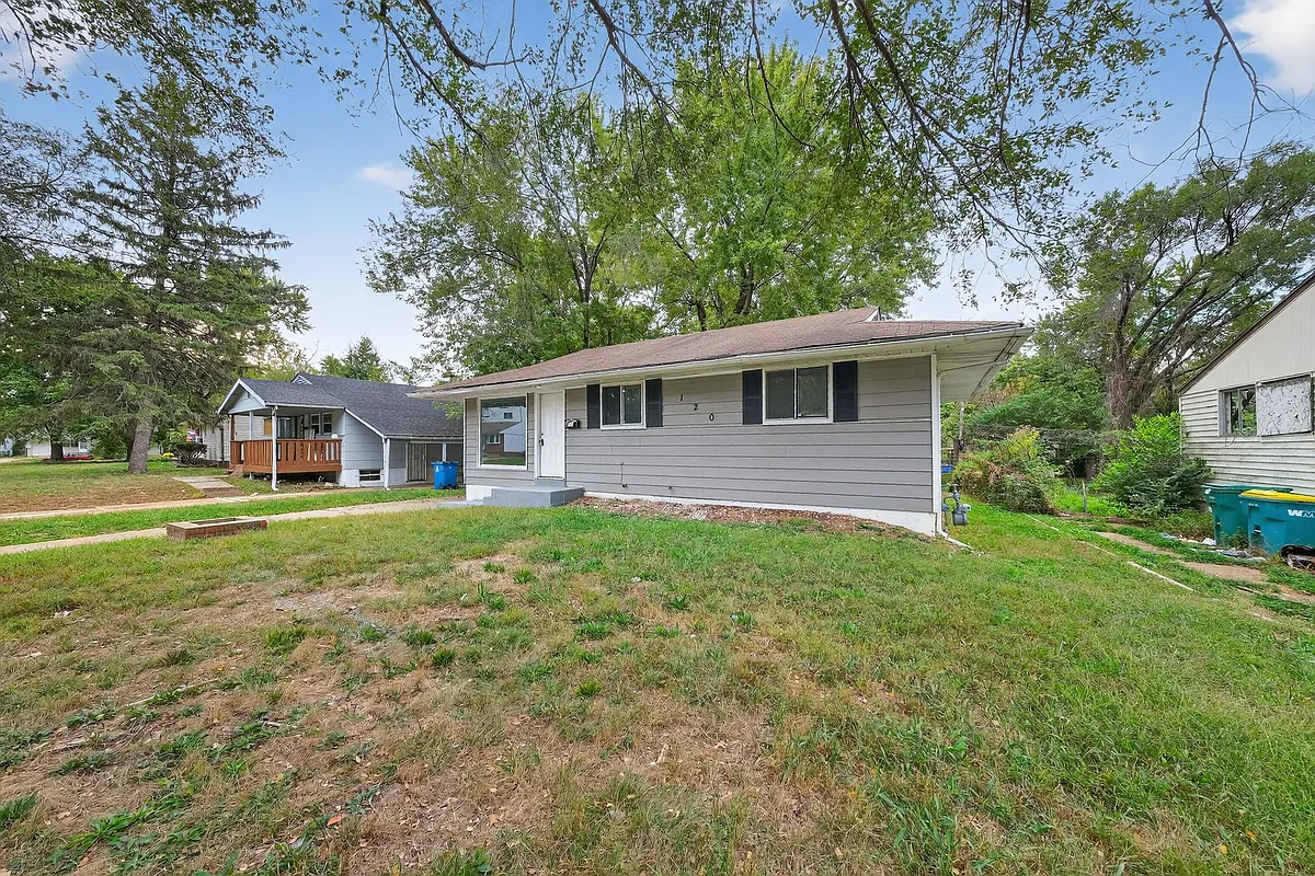Building Photo - 120 McAlpine Dr