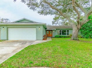10414 Tony Cir, Seminole, FL 33778