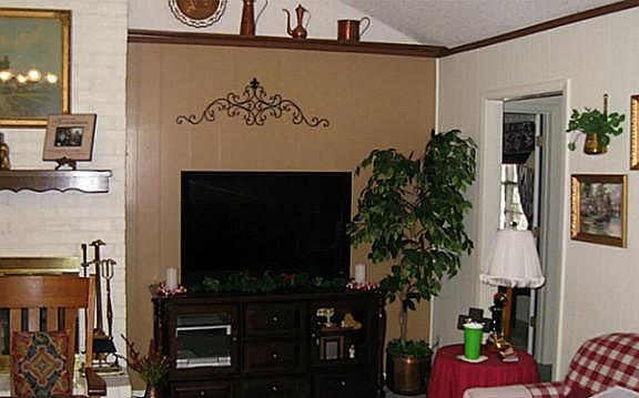 3rd image of 3305 Lancelot Ct