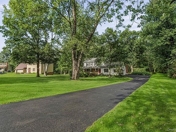 3rd image of 5 Stormville Road