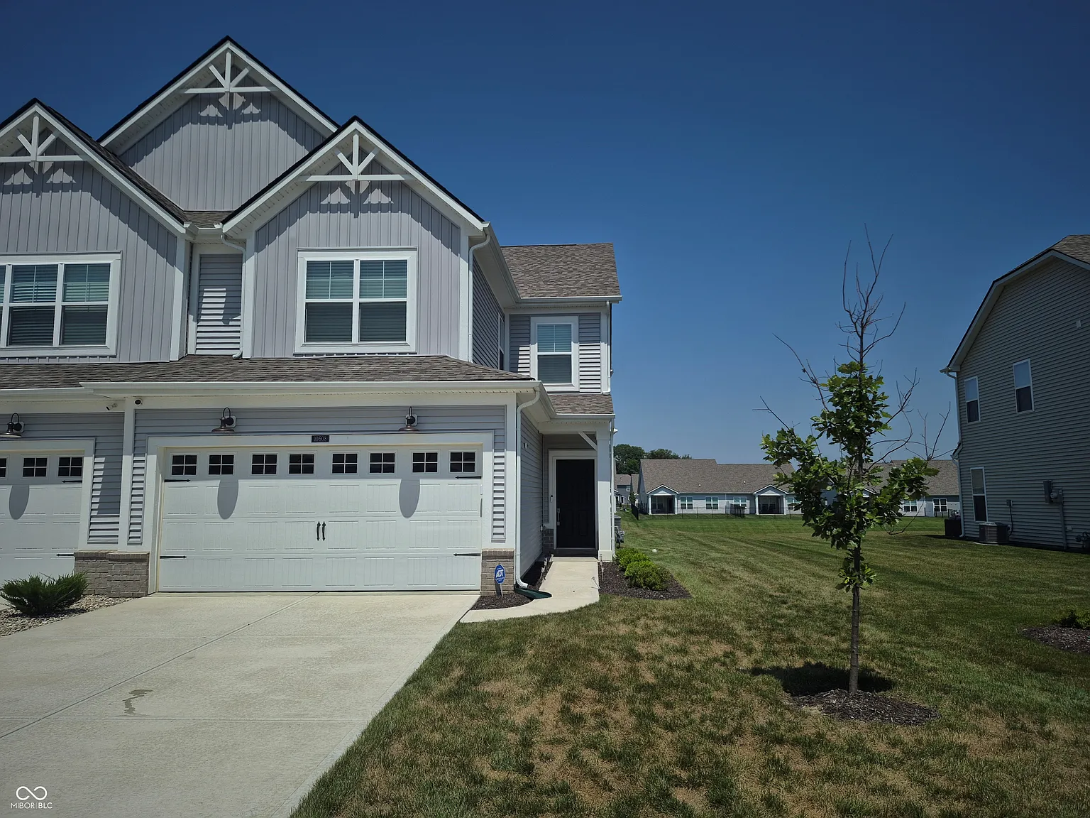 3 bed, 2.5 bath, 1779 sqft, $2,250 — Photo 2
