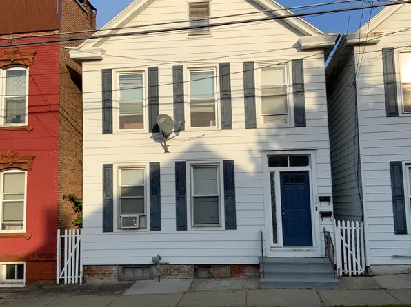 1526 5th Avenue, Watervliet, NY 12189