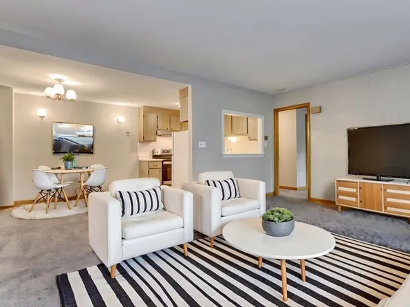 58 Jacqueline Rd APT 3, Waltham, MA 02452