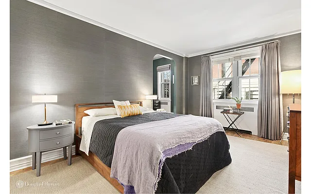 Sold by Douglas Elliman | media 14