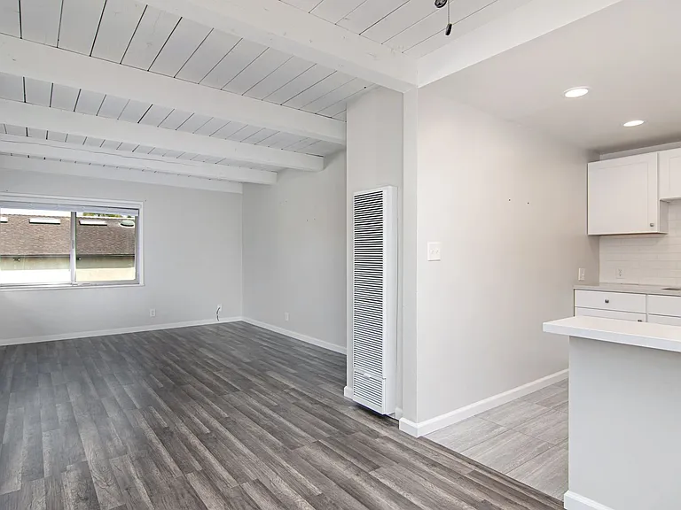 1502 Scott St — Photo 13