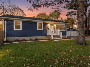 106 Hull St, Beverly, MA 01915