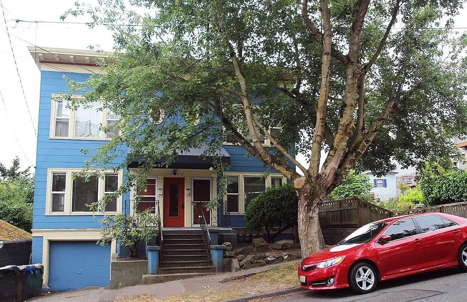 2 bed, 900 sqft, $2,600 — Photo 1